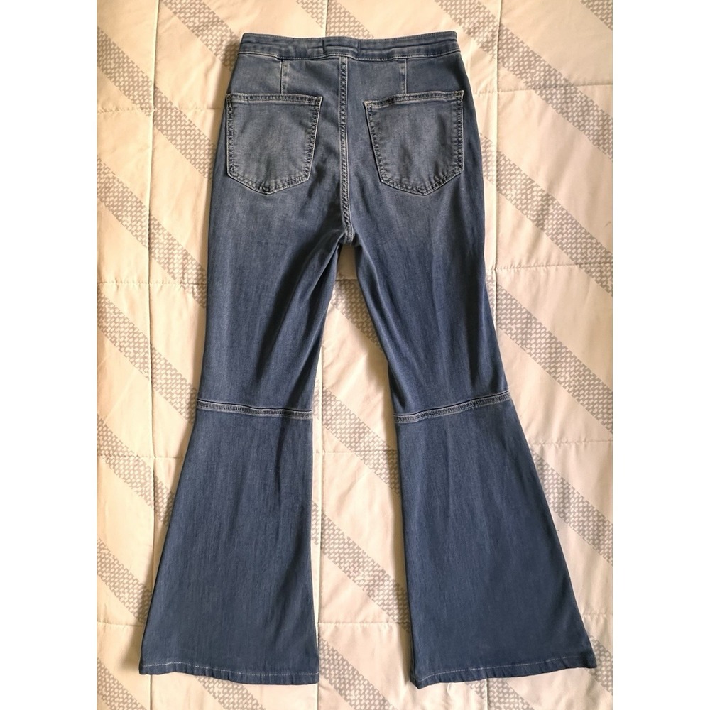 We The Free Free People Flare Bell Bottom Blue Denim Jeans Size 28 High Rise